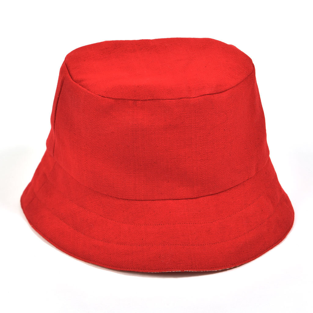Red child bucket hat.