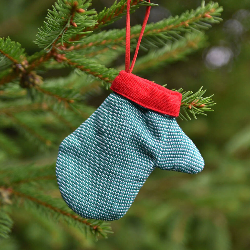Red and greed mini mitten Christmas Ornaments.