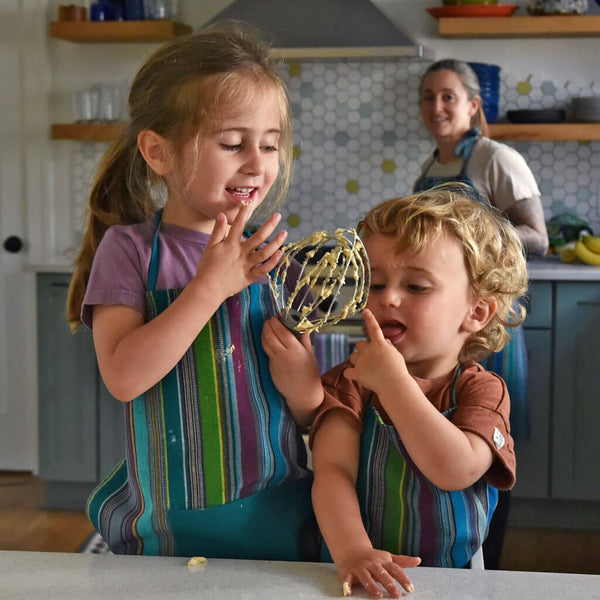 turquois Child apron.