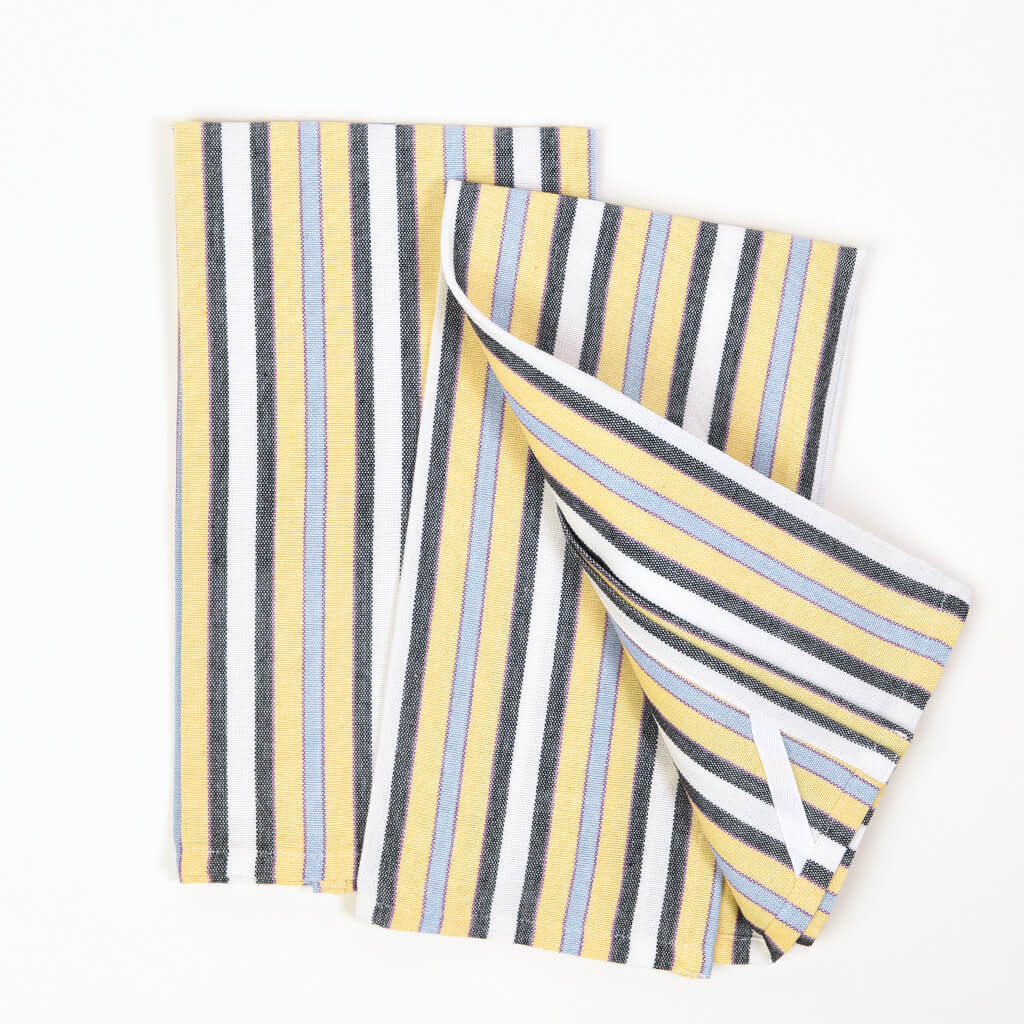 https://www.mayamamweavers.com/cdn/shop/products/DSC_2324-Kitchen-Towel-Set-Country-French-with-loop_1024x1024.jpg?v=1651597344