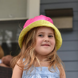 Hot pink child bucket hat.